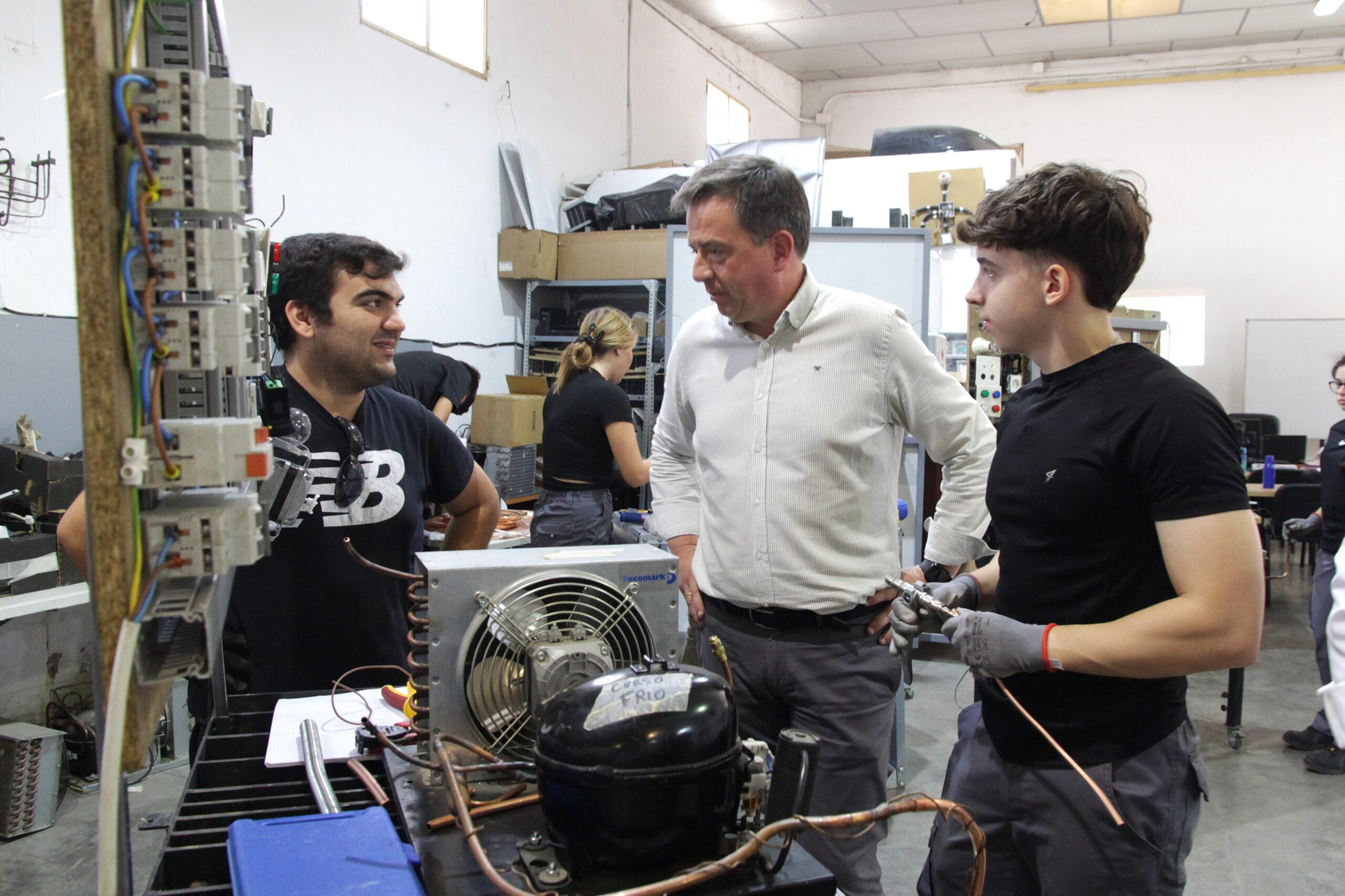 Lucena impulsa la formación de jóvenes en sectores con alta empleabilidad