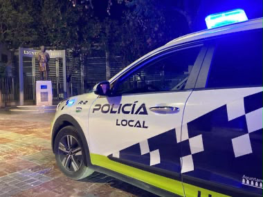 La Policía Local de Lucena detiene a un joven como presunto autor de un delito de tráfico de drogas